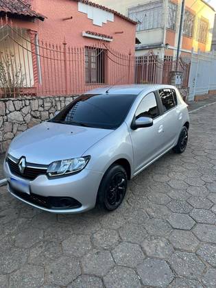 RENAULT SANDERO 1.6 16V SCE FLEX EXPRESSION MANUAL RENAULT SANDERO 1.6 16V SCE FLEX EXPRESSION MANUAL